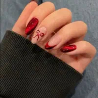 کاشت و ترمیم ناخن با طراحی ترند|خدمات آرایشگری و زیبایی|تهران, شمشیری|دیوار