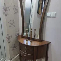 آینه و میز کنسول