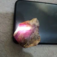 سنگ بسیار زیبا وجذاب