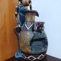 مجسمه آب نما