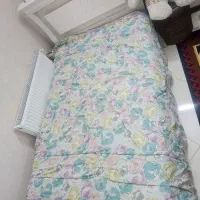 تخت و تشک
