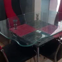 میز نهار خوری و ۴ صندلی