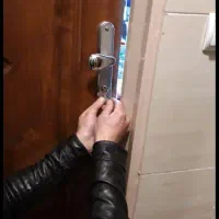 کلید سازی باز کردن درب اتومبیل و منزل 24ساعته سیار