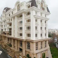 آپارتمانی ۷۰ متری / طبقه ۲ / اواسط وزیری