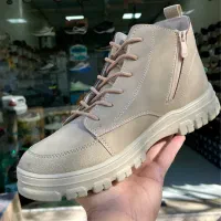 نیم بت مردانه