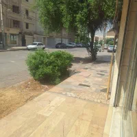 تجاری فروش