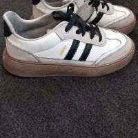 کفش های اسپرت وتابستانی ودمپایی سایز ۳۸و۴۰