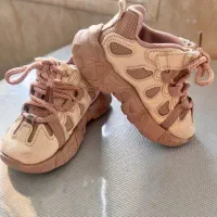 کاپشن و کتونی ترک بچگانه