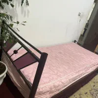 تخت یک نفره
