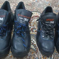 دو جفت کفش ایمنی 44