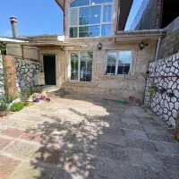 ویلا-باغچه-نما-سنگ-ساحلی-سند-تک-برگ-لنگرود