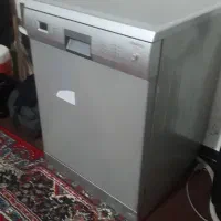ماشین ظرفشویی در حد نو