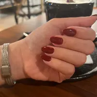 آموزش کاشت ناخن و اکستنش مژه