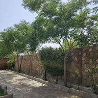 سرایدار وباغ بانی