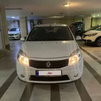 خودرو سواری، رنو ساندر‌و اتومات