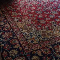 فرش دستبافت(۹متری)زمینه لاکی