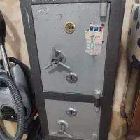 گاوصندوق بزرگ سالم در حد