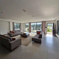 ویلا مدرن ۵۰۰ متری - ۴ خواب استخردار تنکابن|فروش خانه و ویلا|تنکابن, |دیوار