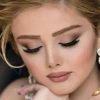 خدمات میکاپ تخصصی و آموزش