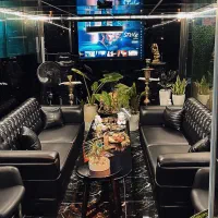 ویتر خانم با روابط عمومی بالا ‌حقوق بالا نیمه وقت