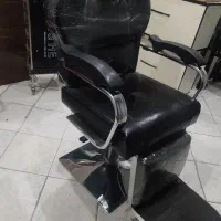 صندلی آرایشگاه مردانه جک پدالی و تنظیم ارتفاع درحد