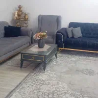 مبل چستر در حد نو ب همراه جلو مبلی