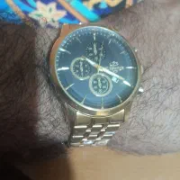 ساعت مچی بزرگ