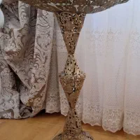 جا میوه ای کنار سالنی