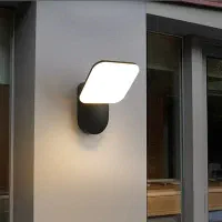 چراغ حیاطی دیواری ۲۳ وات یکسال گارانتی ضد آب|لامپ و چراغ|اصفهان, تخت فولاد|دیوار