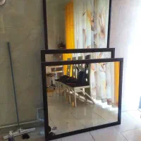 دو عددآیینه قاب دار