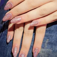 تخفیف ویژه خدمات ناخن