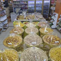 مغزیجات،حبوبات و خرما با کیفیت عالی و قیمت مناسب