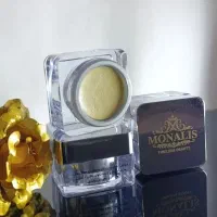 پوستی سفید و بدون لک