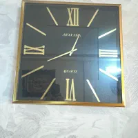 ساعت دیواری