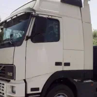 شاگرد تریلی همراه با گواهینامه پایه یک