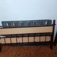 تخت دونفره فلزی