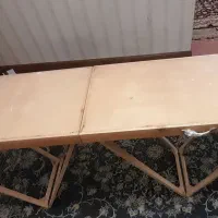 میز مخصوص نصب کاغذدیواری