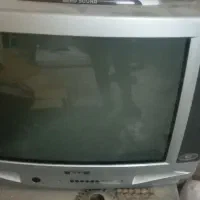 دوعدد تلویزیون رنگی