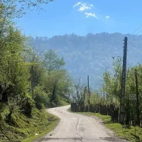چندتا-زمین-و-خانه-روستایی-کوه-پایه-گوراب-مبین-بالو