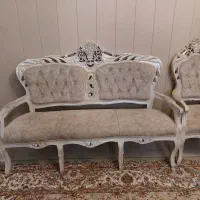 فروش مبل سلطنتی، راحتی همراه با میز غذاخوری