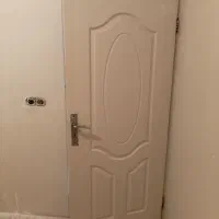 درب چوبی چپ باز شو ... ارتفاع ۲۰۳ عرض ۸۳ سانت