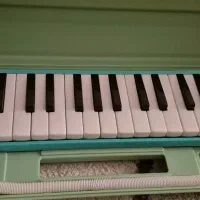 ملودیکا سوزوکی اصل ۳۲d