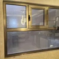 پنجره دو جداره در حد نو