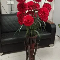 گل و گلدان