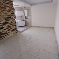 م بروجردی/۴۵متر/پارکینگ/ط اول