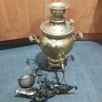 سماور زغالی و دوتا ترازو