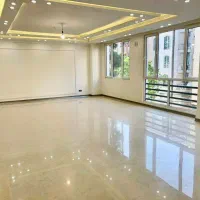 ۲۱۳ متری کلید نخورده فوق لوکس غربی فلکه اول