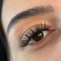 تخفیف ویژه آموزش کاشت مژه ۵۰۰ تومن