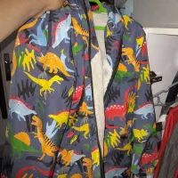 سیوشرت وکاپشن