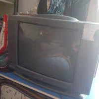 یک عددتلویزیون قدیمی پارس